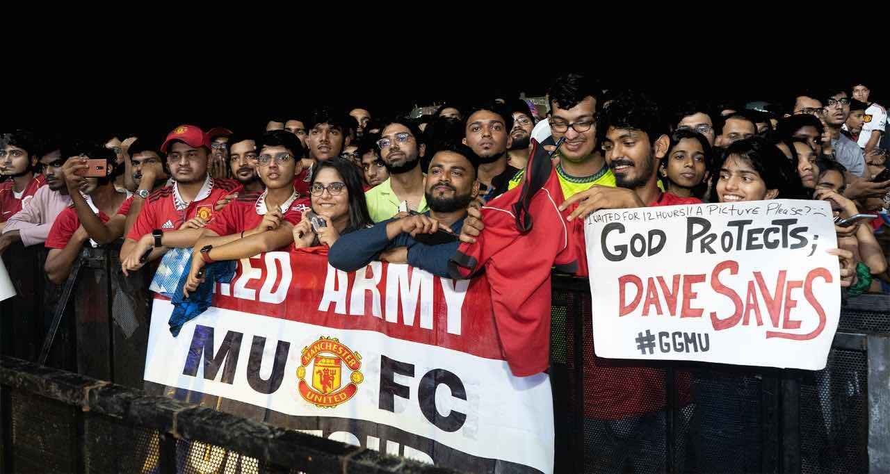 Manchester United First Team Visits India - Apollo Tyres - United We Play 1v